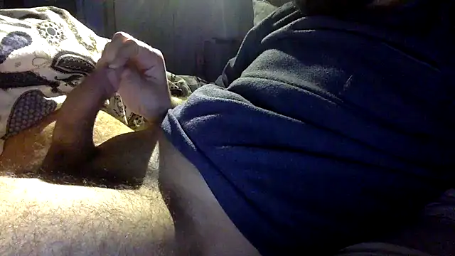 Snapshot of enty-y chatting on 03-02-25, 12:32 enty-y online show from 03-02-25, 12:32