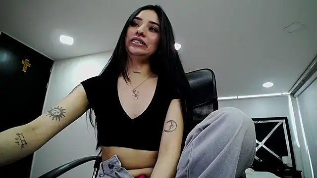 ananya sex1 online show from 03-18-25, 08:59