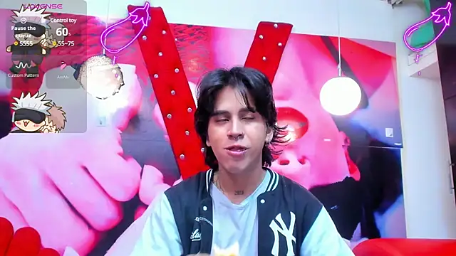 Snapshot of alex_477 chatting on 01-15-25, 11:32 alex 477 online show from 01-15-25, 11:32