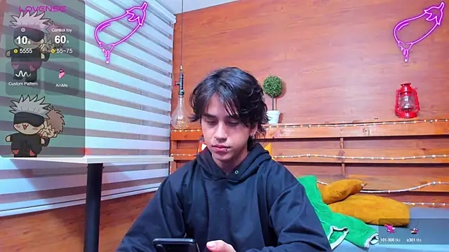 Snapshot of alex_477 chatting on 01-16-25, 11:37 alex 477 online show from 01-16-25, 11:37