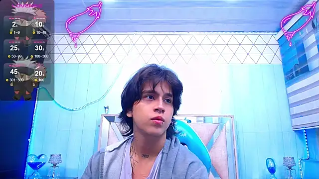 Snapshot of alex_477 chatting on 02-05-25, 11:34 alex 477 online show from 02-05-25, 11:34