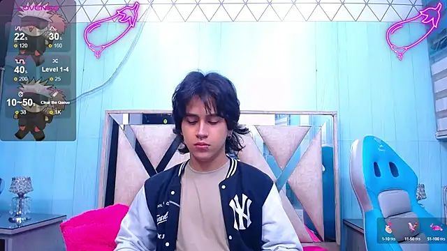 Snapshot of alex_477 chatting on 03-03-25, 11:33 alex 477 online show from 03-03-25, 11:33