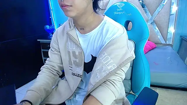 alex 477 online show from 11-17-25, 11:38