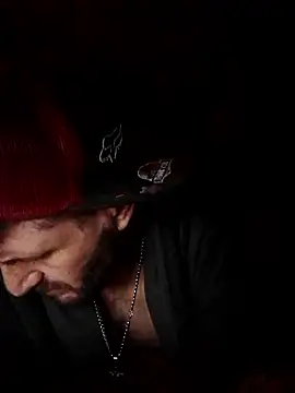 Snapshot of Nawtyslaveteen chatting on 01-13-26, 01:11 Nawtyslaveteen online show from 01-13-26, 01:11