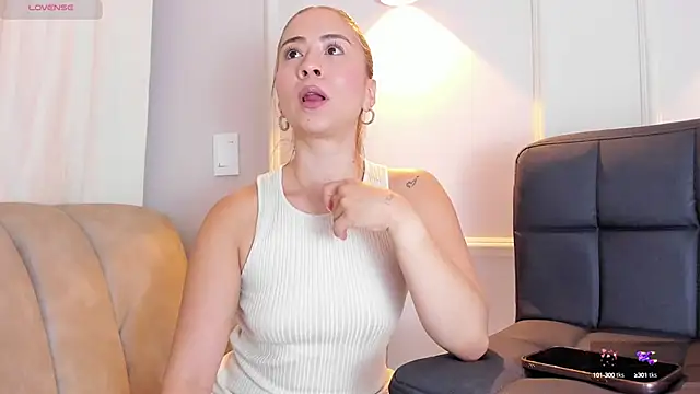 Lia walton online show from 12-25-24, 05:58