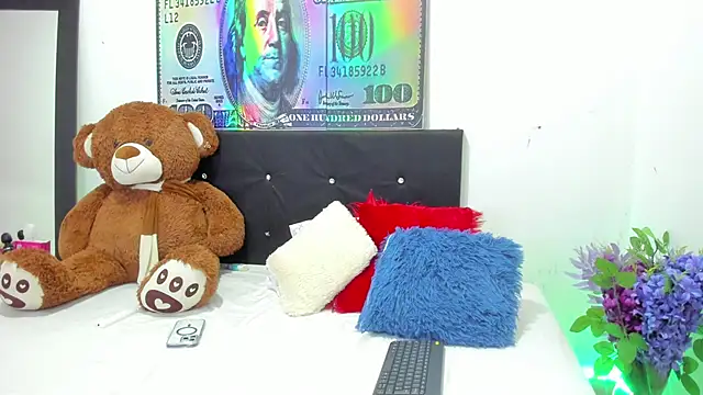 Snapshot of ZahiraEvans_ chatting on 09-30-25, 06:57 ZahiraEvans online show from 09-30-25, 06:57