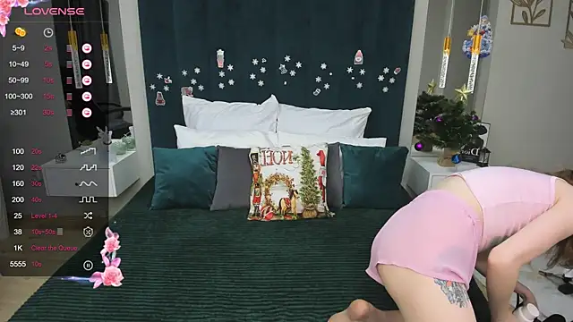 Cowell Adelina online show from 01-12-25, 02:41