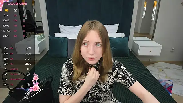 Cowell Adelina online show from 01-27-25, 02:35