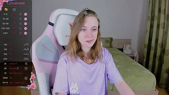 Cowell Adelina online show from 03-10-25, 09:43