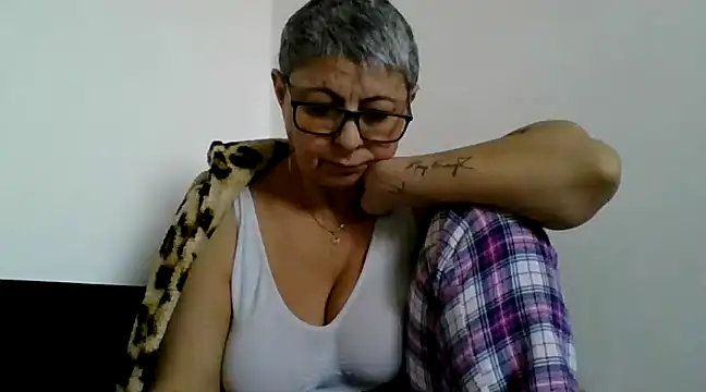 roseblak42 online show from 02-20-25, 02:35