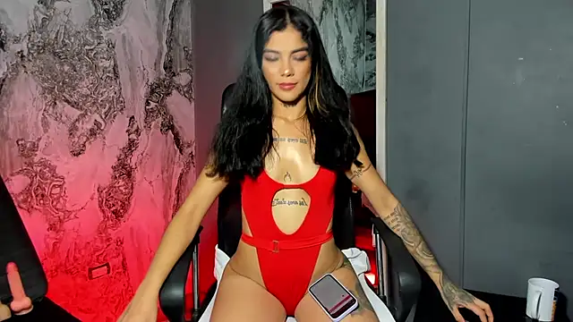 Snapshot of Trinna_harperr chatting on 03-06-25, 06:05 Trinna harperr online show from 03-06-25, 06:05