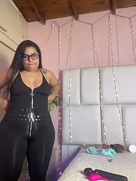 Snapshot of kiana_cream chatting on 02-16-25, 11:49 kiana cream online show from 02-16-25, 11:49