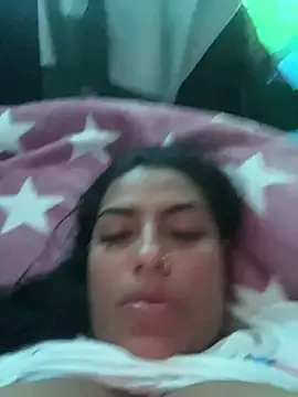 Snapshot of kiana_cream chatting on 02-27-25, 07:15 kiana cream online show from 02-27-25, 07:15