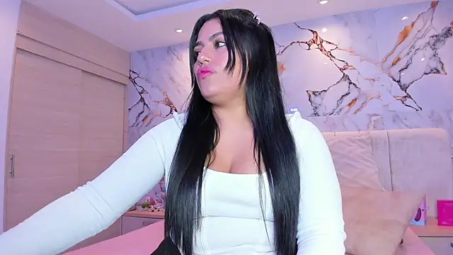 Snapshot of kiana_cream chatting on 12-05-25, 04:58 kiana cream online show from 12-05-25, 04:58