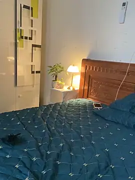 Ruby bear online show from 02-24-25, 04:38