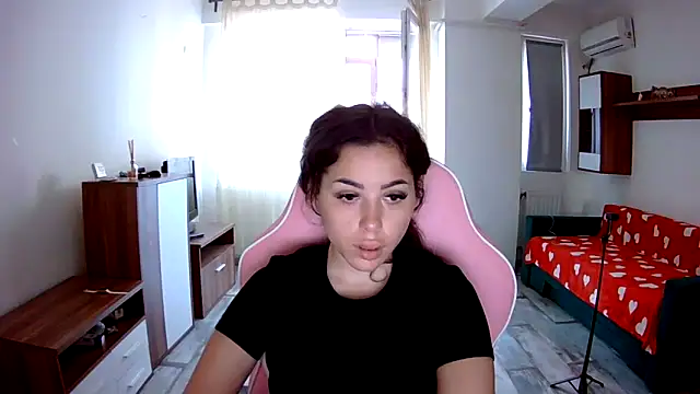 LovelyJulliette online show from 09-24-25, 02:20