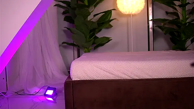 KaylaBray online show from 10-25-25, 03:25