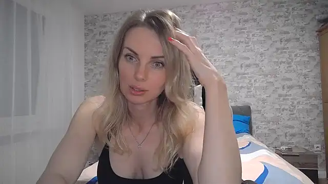 Snapshot of AlissonBia chatting on 09-20-25, 09:05 AlissonBia online show from 09-20-25, 09:05