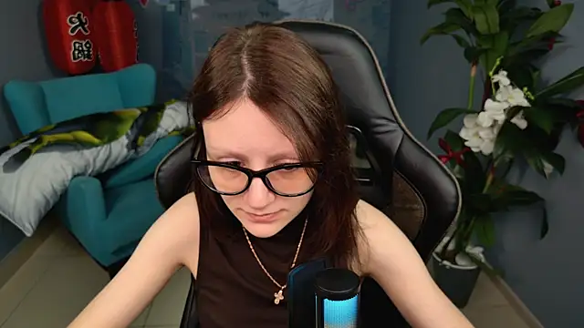 Snapshot of VeliraBraitberg chatting on 07-22-26, 06:05 VeliraBraitberg online show from 07-22-26, 06:05