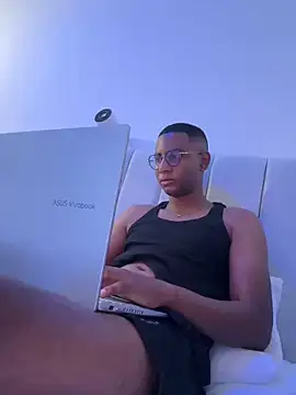 Snapshot of Arwens_bell08 chatting on 01-10-25, 03:58 Arwens bell08 online show from 01-10-25, 03:58