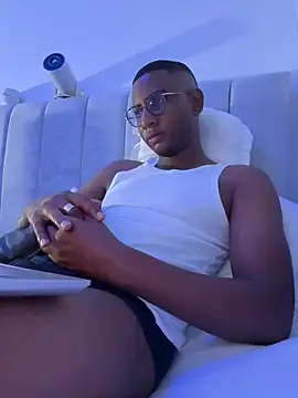 Arwens bell08 online show from 01-12-25, 04:31