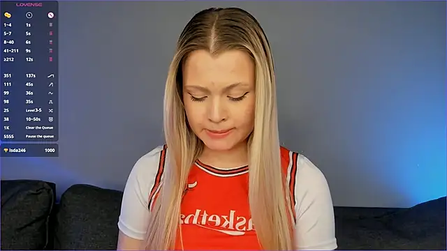 Snapshot of elly_ary chatting on 01-30-25, 09:25 elly ary online show from 01-30-25, 09:25