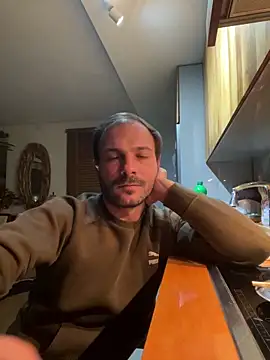 Snapshot of Adventurehotman chatting on 12-01-24, 11:36 Adventurehotman online show from 12-01-24, 11:36