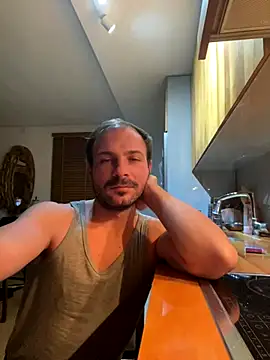 Snapshot of Adventurehotman chatting on 12-04-24, 11:02 Adventurehotman online show from 12-04-24, 11:02