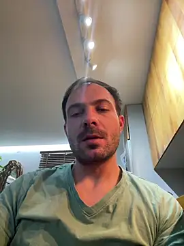 Snapshot of Adventurehotman chatting on 01-10-25, 01:21 Adventurehotman online show from 01-10-25, 01:21