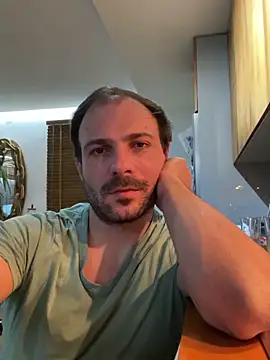 Snapshot of Adventurehotman chatting on 02-06-25, 11:58 Adventurehotman online show from 02-06-25, 11:58