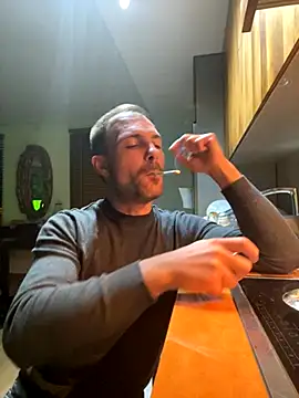 Snapshot of Adventurehotman chatting on 09-29-25, 09:52 Adventurehotman online show from 09-29-25, 09:52