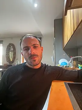 Snapshot of Adventurehotman chatting on 10-04-25, 03:10 Adventurehotman online show from 10-04-25, 03:10