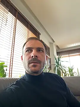 Snapshot of Adventurehotman chatting on 10-22-25, 12:38 Adventurehotman online show from 10-22-25, 12:38