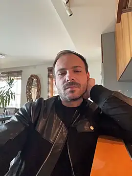 Snapshot of Adventurehotman chatting on 11-03-25, 12:06 Adventurehotman online show from 11-03-25, 12:06