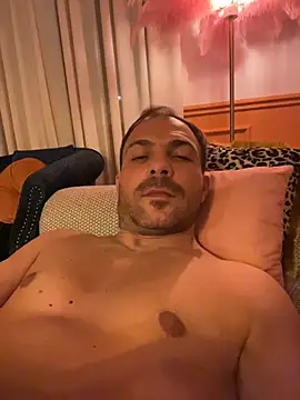 Snapshot of Adventurehotman chatting on 11-15-25, 11:43 Adventurehotman online show from 11-15-25, 11:43