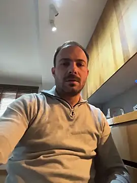 Snapshot of Adventurehotman chatting on 11-19-25, 01:55 Adventurehotman online show from 11-19-25, 01:55