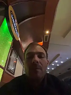 Adventurehotman online show from 03-11-26, 08:04