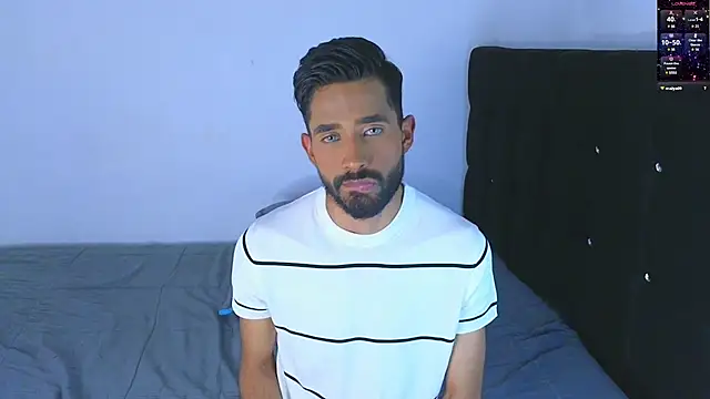 Snapshot of dereck_hotsoon chatting on 01-10-25, 11:08 dereck hotsoon online show from 01-10-25, 11:08