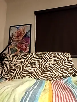 Hotbodyscottie online show from 09-30-25, 09:25