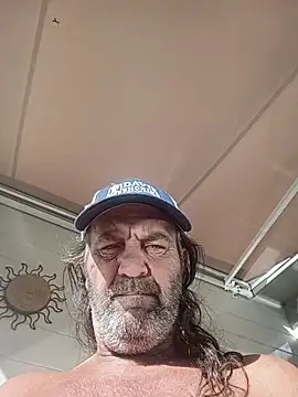 Hotbodyscottie online show from 10-17-25, 08:44