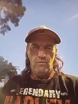 Hotbodyscottie online show from 10-19-25, 11:11