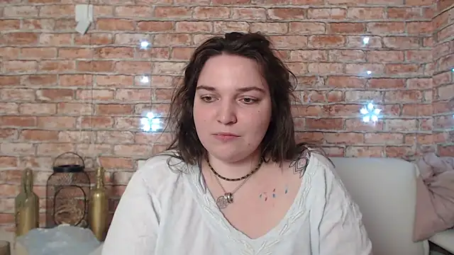 Amelia Kiss  online show from 01-17-25, 06:47