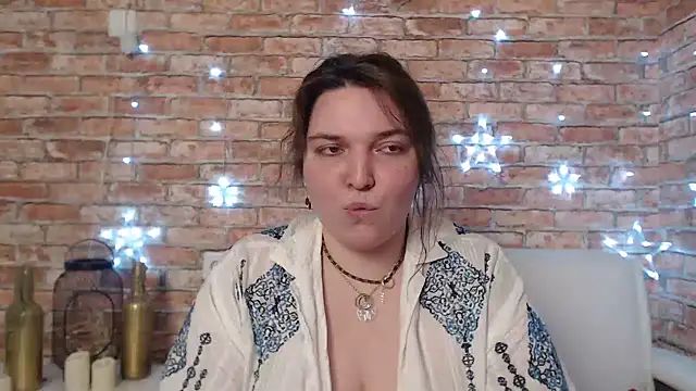 Amelia Kiss  online show from 01-27-25, 07:03