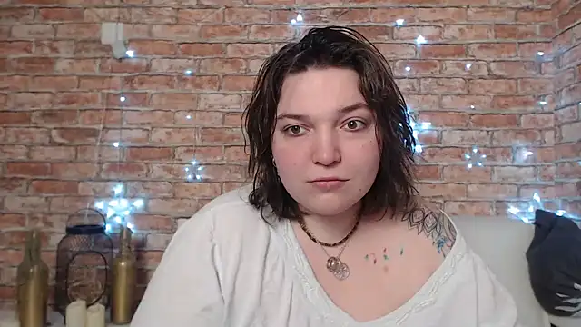 Amelia Kiss  online show from 02-10-25, 12:52