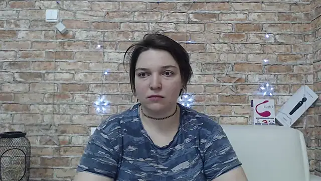 Amelia Kiss  online show from 04-20-26, 12:57