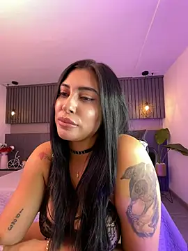 Snapshot of Sol_Miller chatting on 02-06-25, 10:32 Sol Miller online show from 02-06-25, 10:32