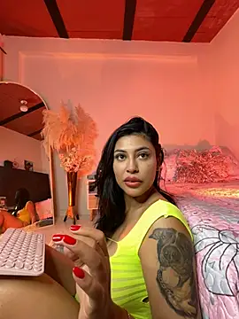 Snapshot of Sol_Miller chatting on 02-13-25, 11:47 Sol Miller online show from 02-13-25, 11:47