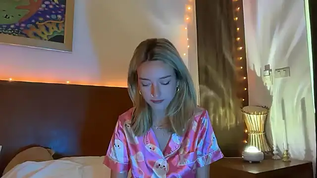 SirenaBelle online show from 11-04-25, 12:10