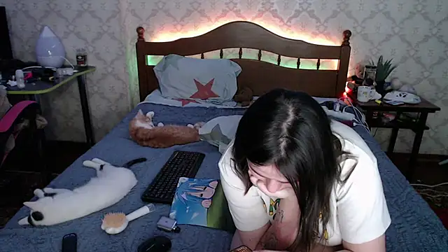 Snapshot of FelvivalKitty chatting on 01-05-25, 12:09 FelvivalKitty online show from 01-05-25, 12:09