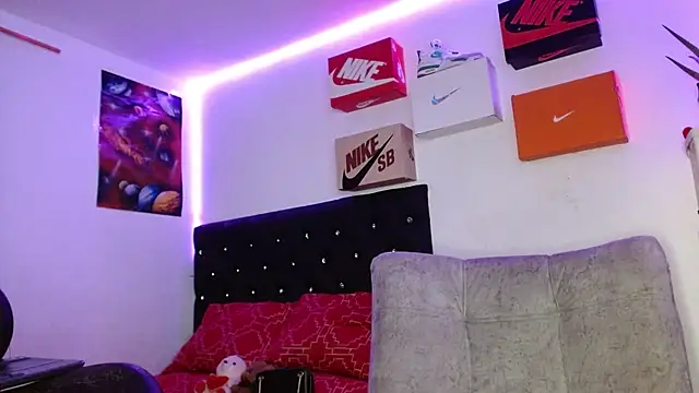 king  Black online show from 12-06-24, 05:42